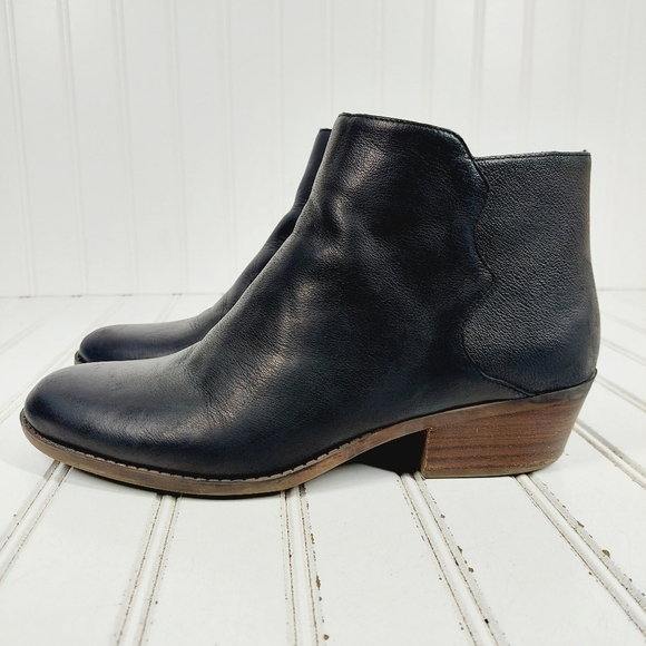 Crown Vintage Beatrix Black Leather Slip On Block Heel Ankle Boots D937 - Picture 1 of 12